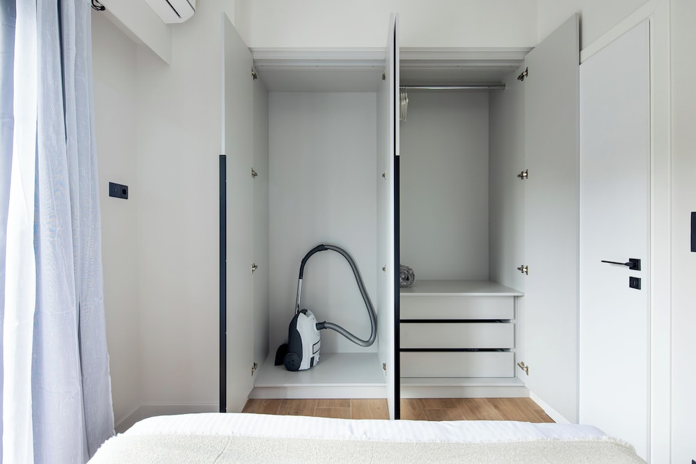 Nova 1-Bedroom Apartment in Athens