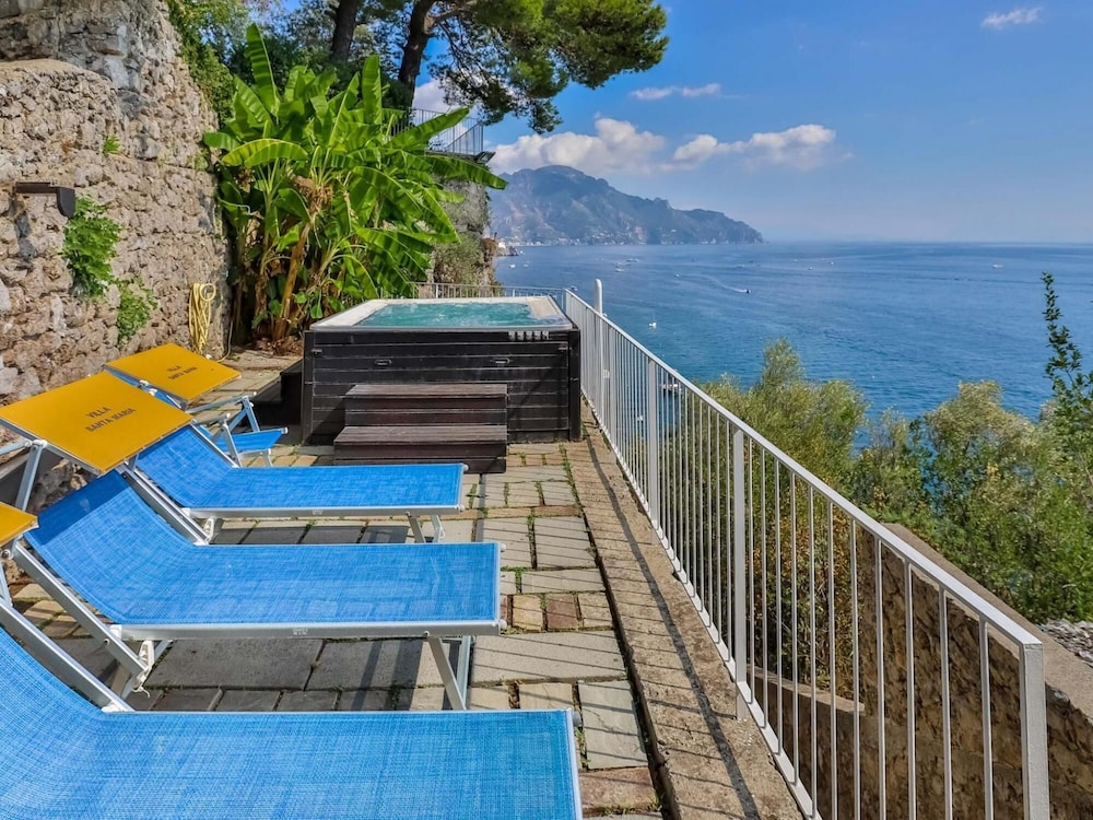 Luxury Room With sea View in Amalfi ID 3938 photo 2