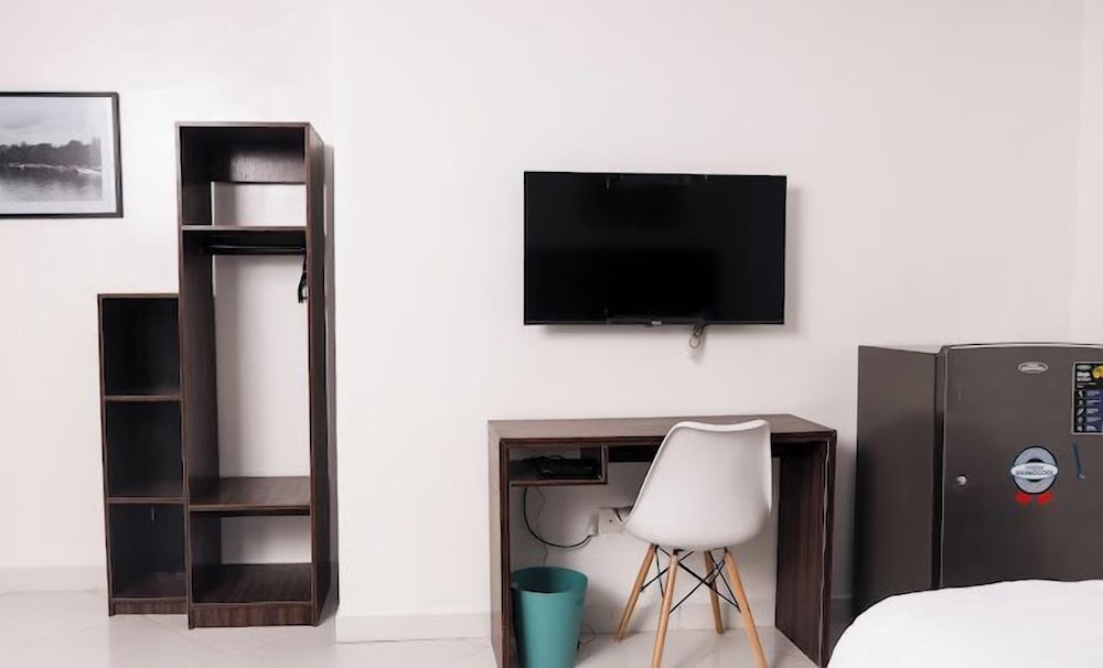 Mega Pavilion Apartment