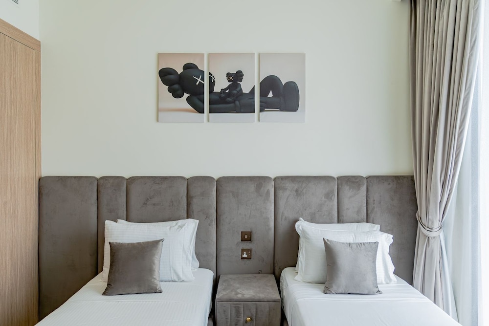Sophisticated Interior near Hayat Beach
