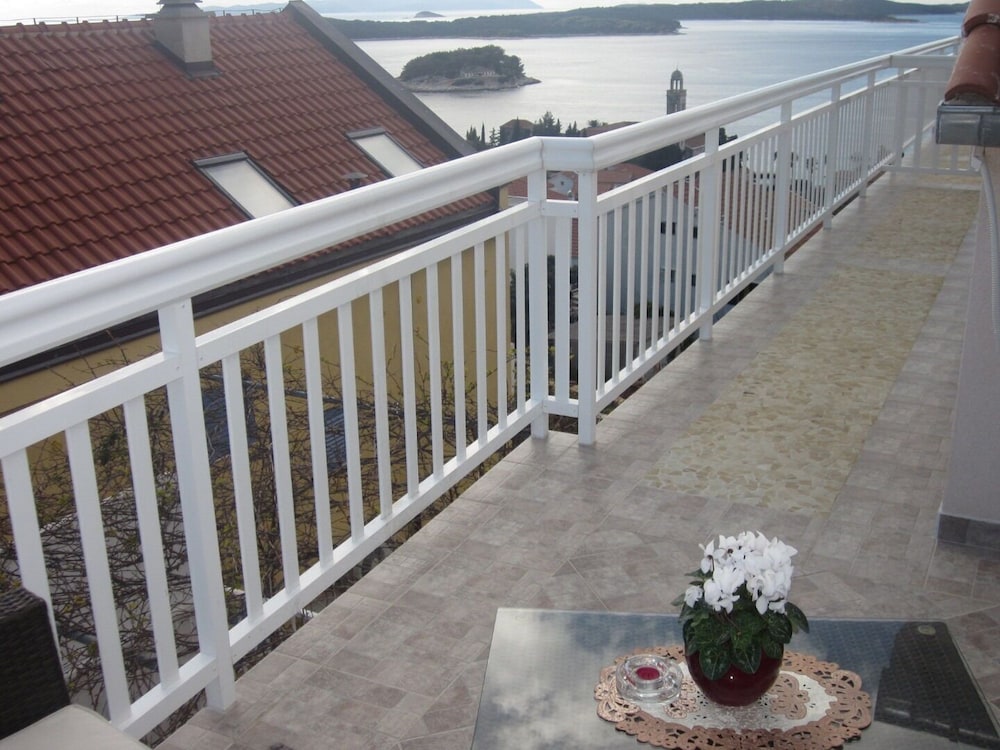Apartments Sto