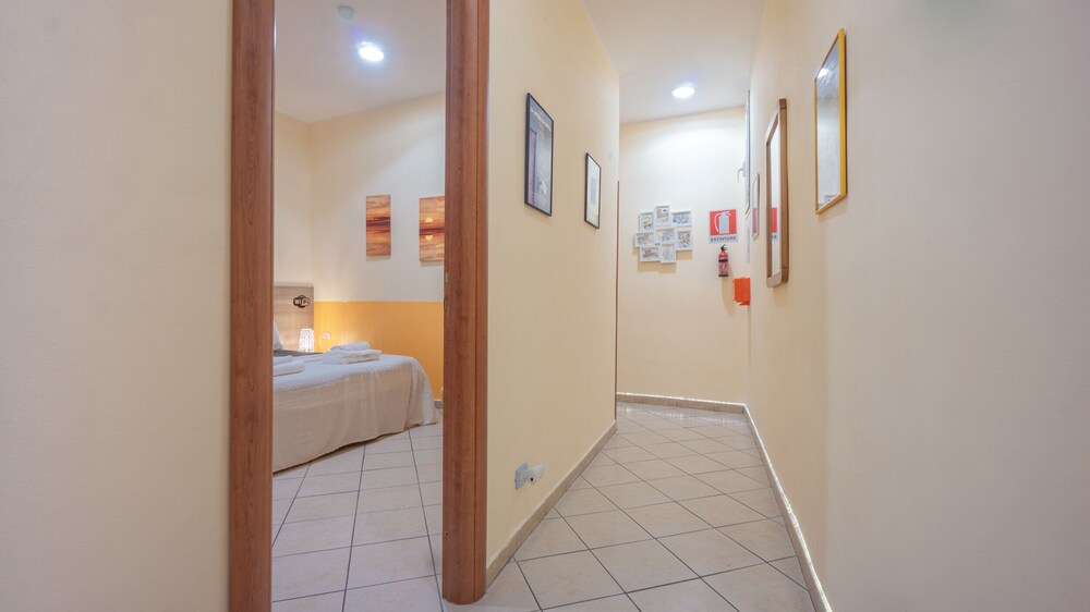 Domenichino guest house