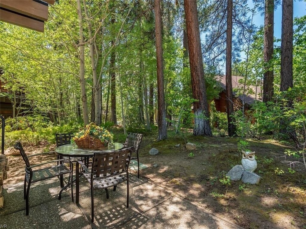 Lake Tahoe Vacations - Third Creek Comfort 2 Bedroom Townhouse by RedAwning - Property Image 11