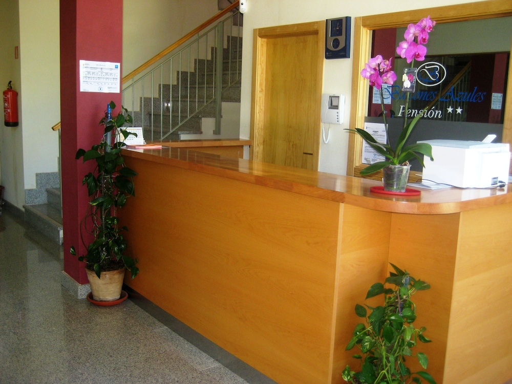 Cartagena Vacations - Pension Balcones Azules - Property Image 1