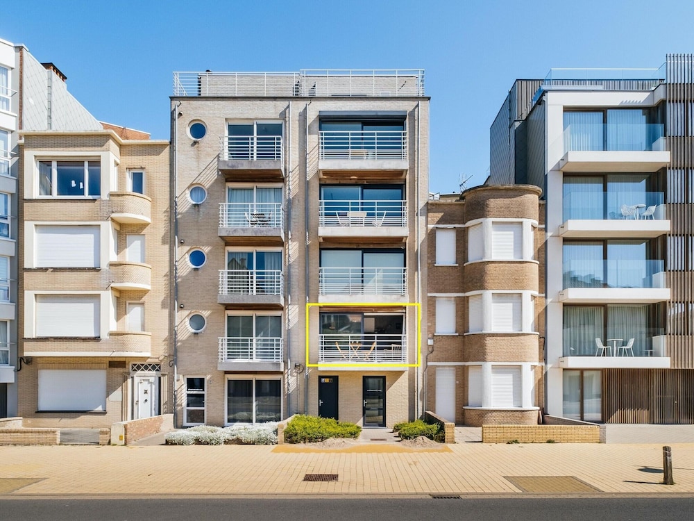 Duplex Near Zeedijk & Center With Sunny Balcony