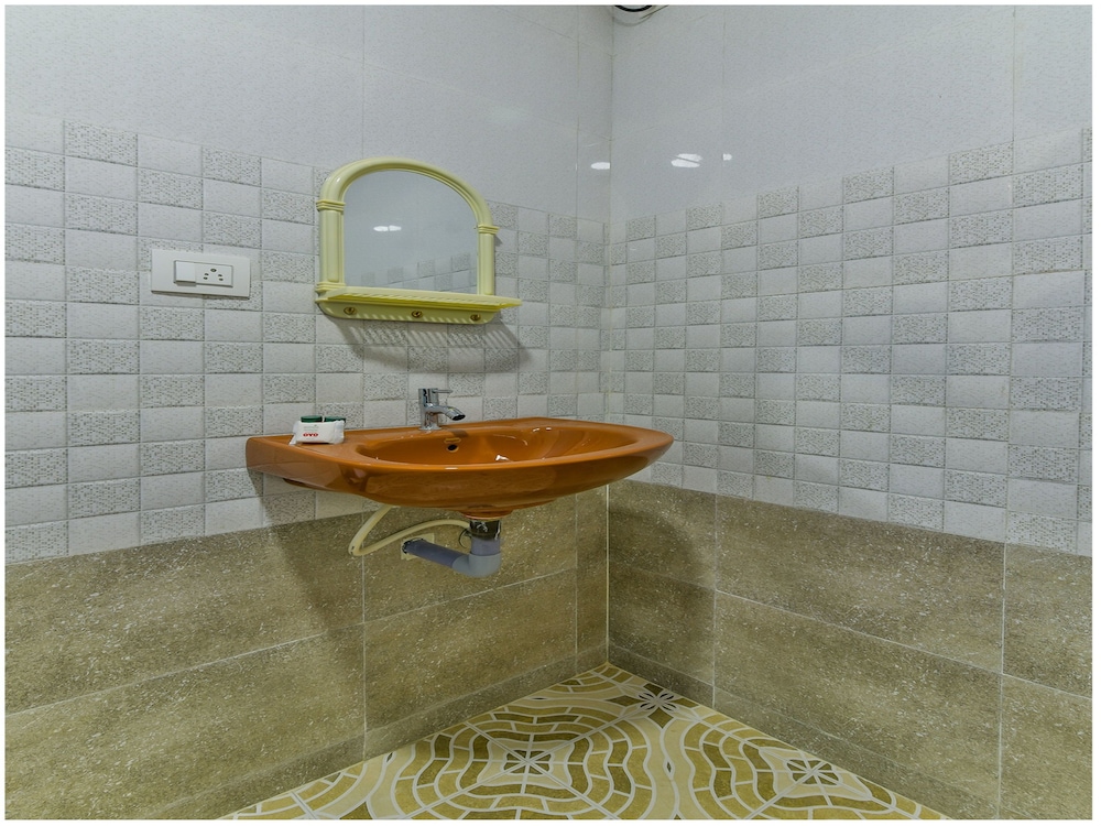 OYO 12199 Porto De Vintage Holiday Homes