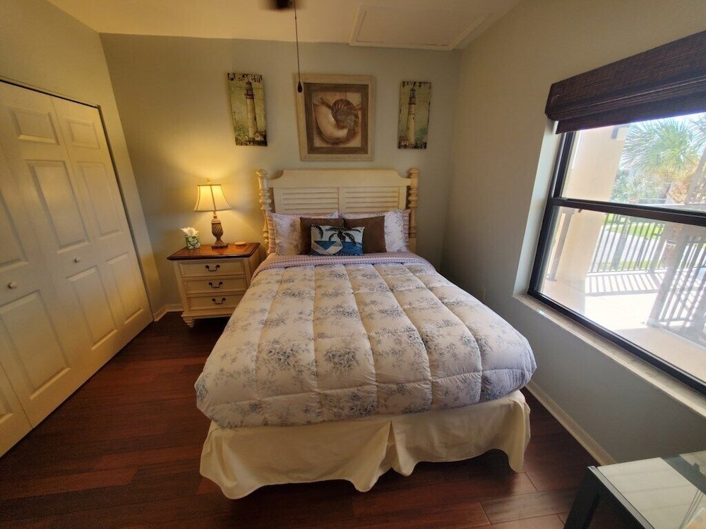 Ocean Village Club I35