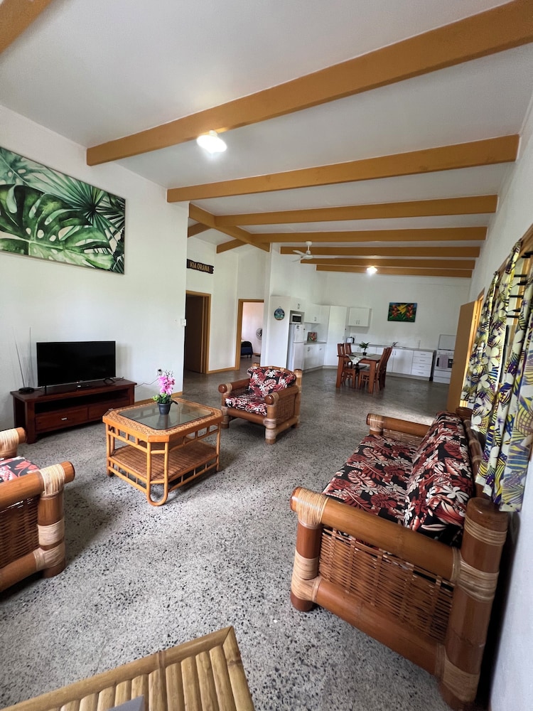 Muri Homeland Villa