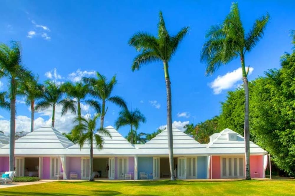 Casa Feliz by Unlimited Luxury Villas