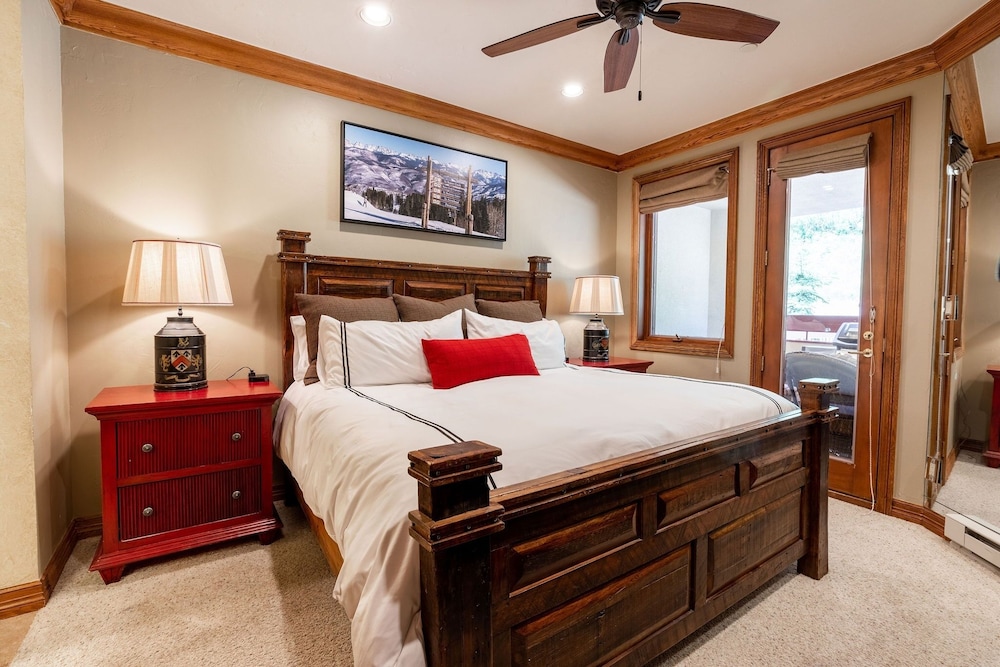 Beaver Creek Resort CO - Townsend Place & Strawberry Park Condos