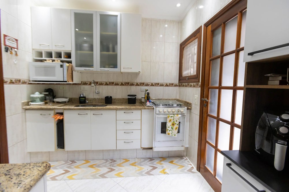 Casa em Condom nio com Piscina Wi-fi e Garagem