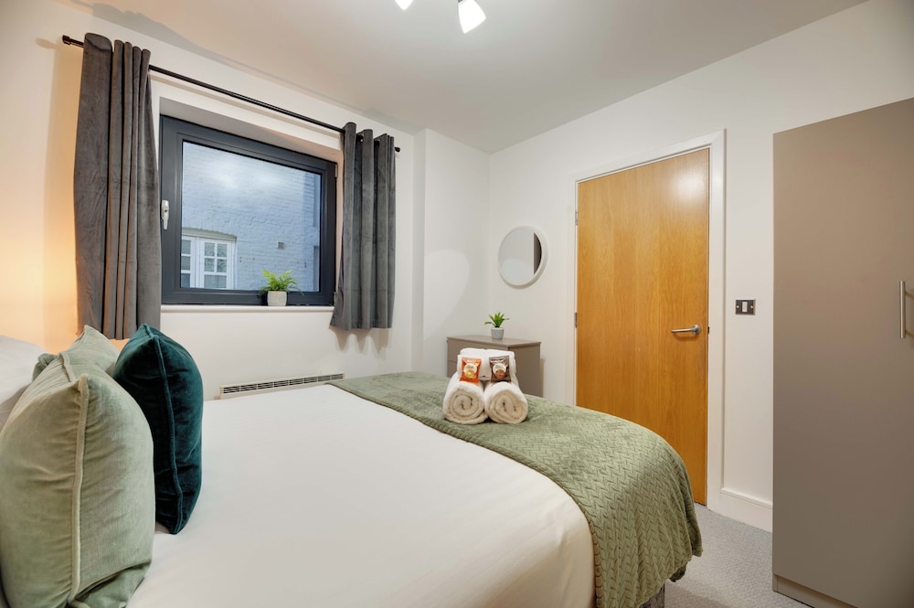 Laing Apartments