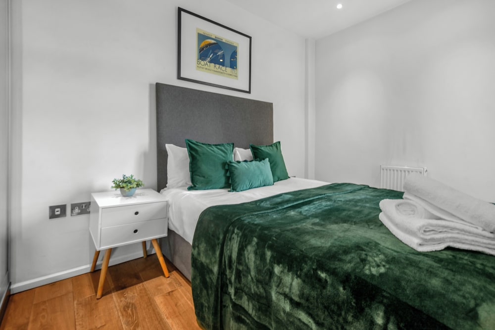 Classic One Bedroom Apartment in Camden