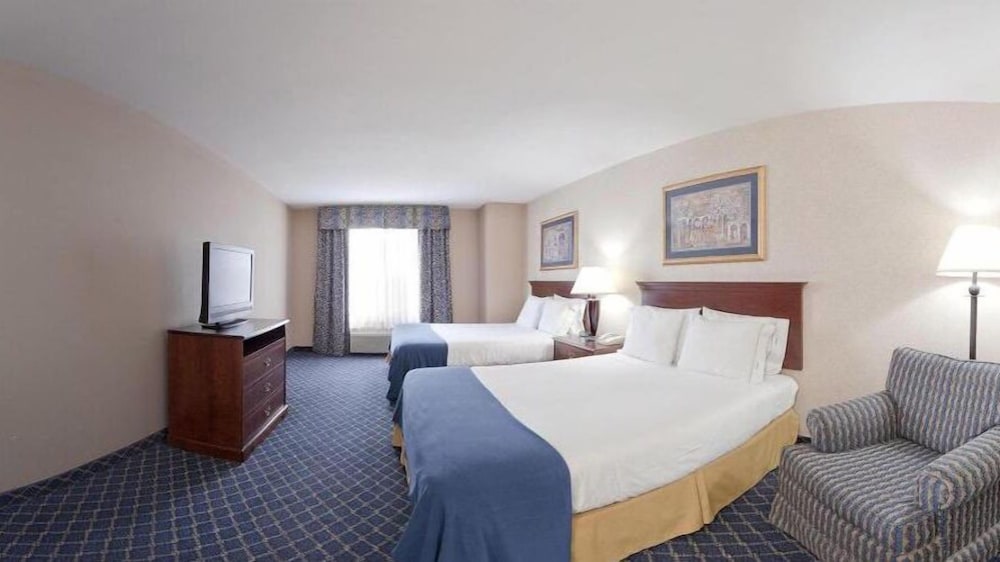 Farmington Vacations - Holiday Inn Express Suites Farmington, an IHG Hotel - Property Image 16