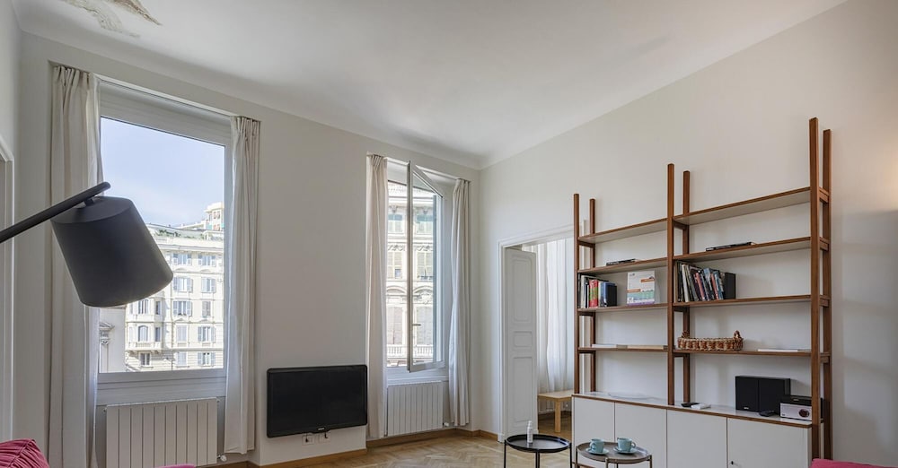 Genoa Vacations - Cairoli Stylish Apartment by Wonderful Italy - Property Image 7