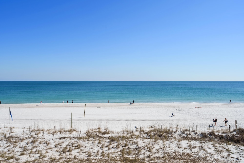 Seaside Beach & Racquet 3305