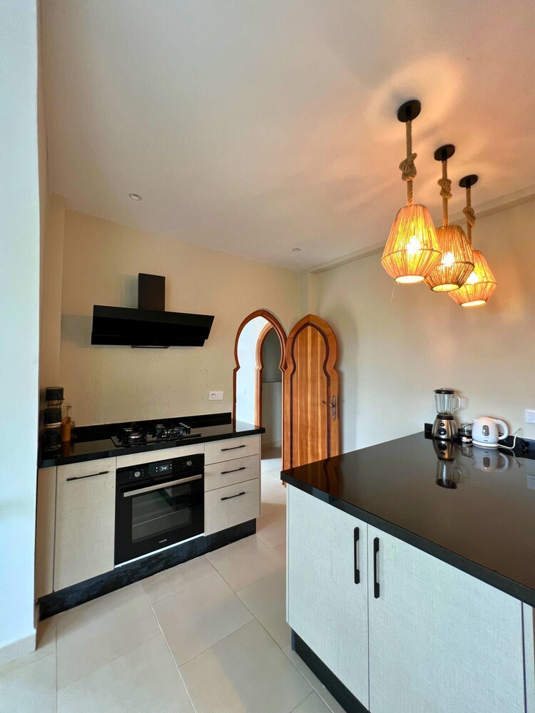 La Finca in Tanger With 3 Bedrooms and 3 5 Bathrooms view 5