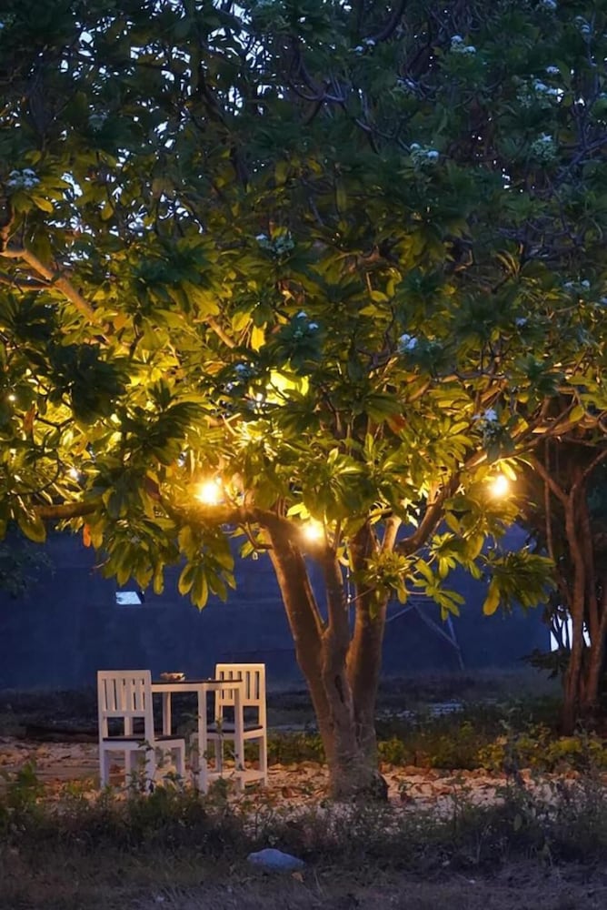 Maleo Moyo Seaside Resort