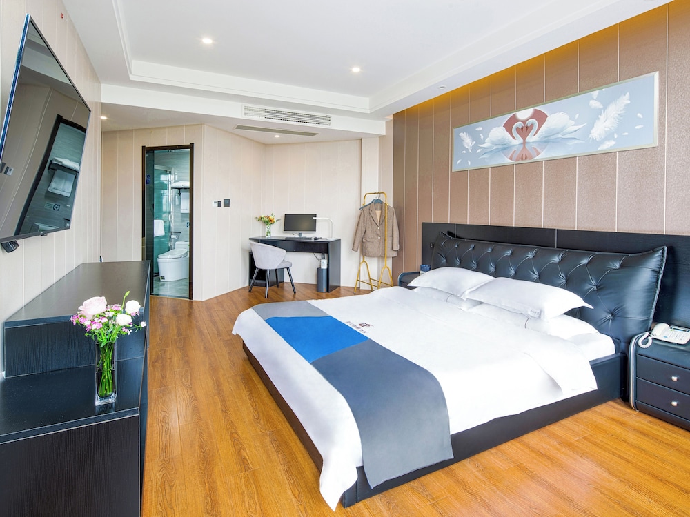 RC SMART HOTEL