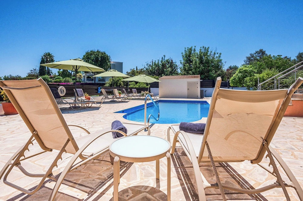 Villa Thalassa Hideaway