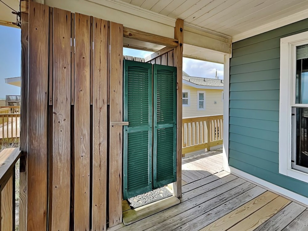 Blue Shamu by Topsail Realty