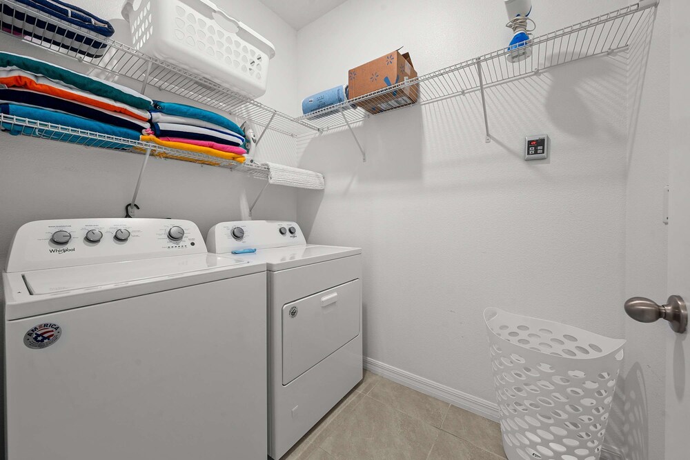 Themed 6BR Home Game Room Pool Sleeps 16