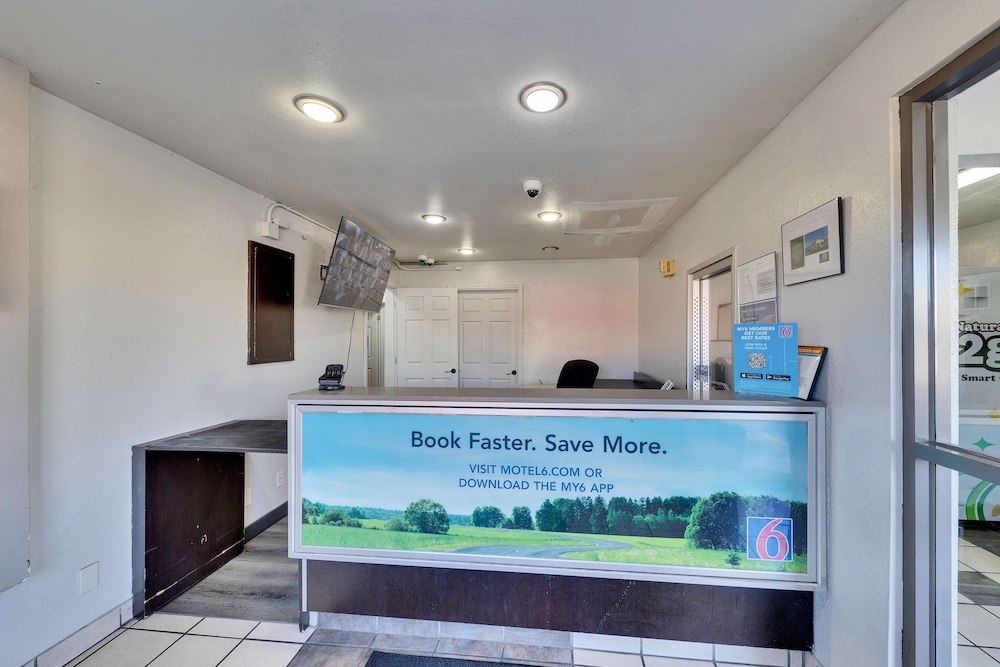 Motel 6 Austin, TX - Airport - South - Image 4