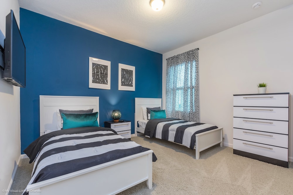 Ultimate 14 Bedroom 11 Bathroom Resort 2613ya view 5