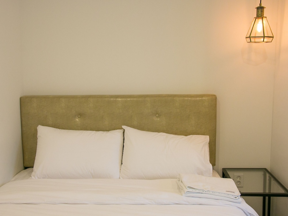 Hi Jun Guesthouse