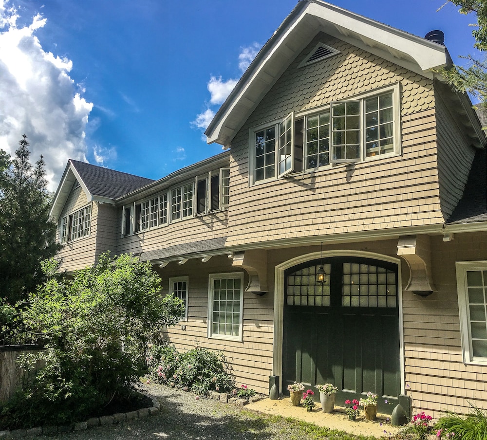 Hotel Chiltern Inn - Image 1