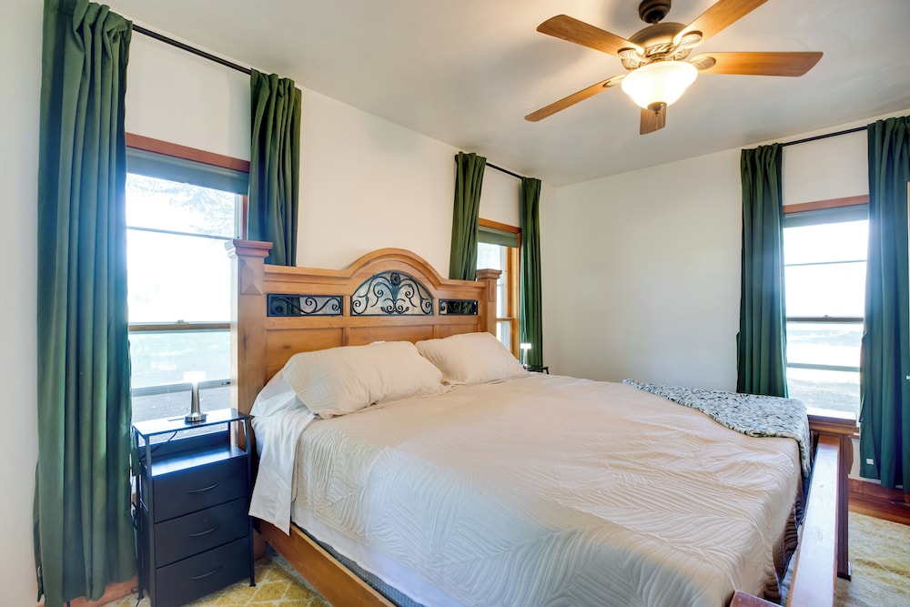 Rural Home Near Event Venue! 26 Mi to Black Canyon