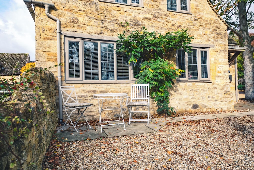 Beautiful Cottage in the Cotswolds