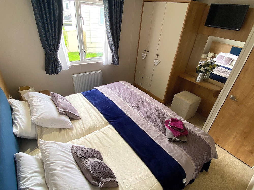 Meadow Lodge