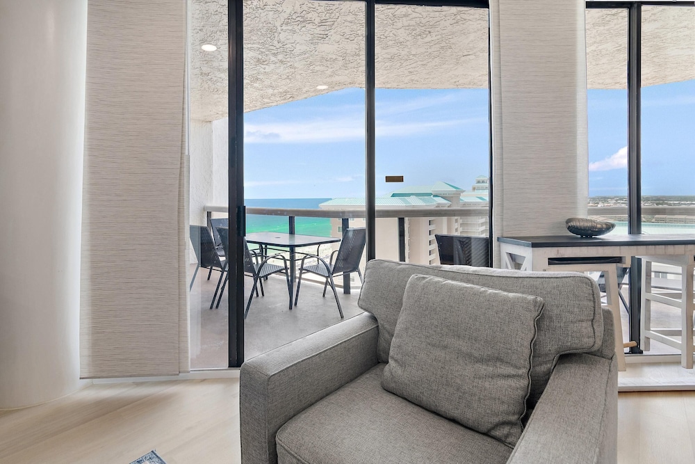 Surfside Resort #1406