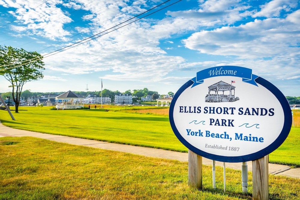 Shore Delight Studio for 2!