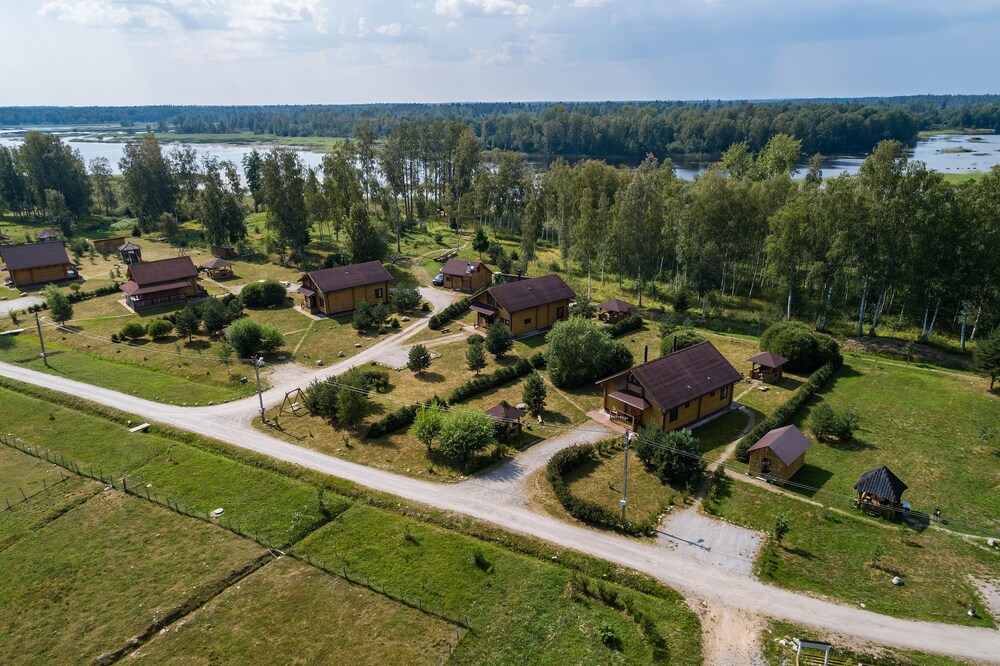 Cottage complex Ozerny Bereg