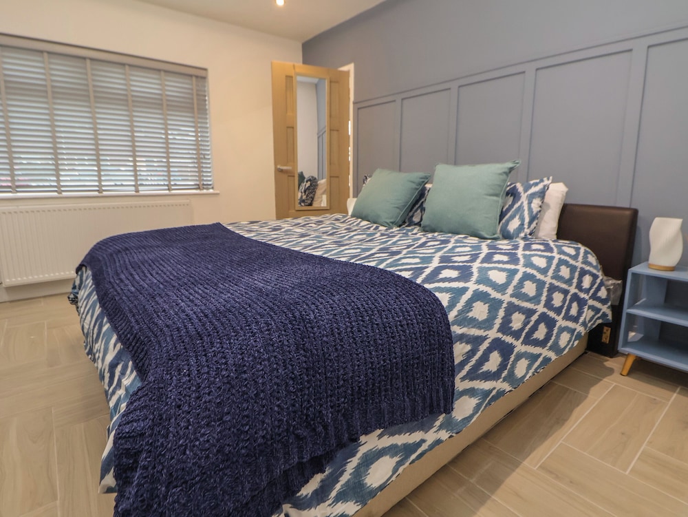 The Cloud House @ Upton by Chester