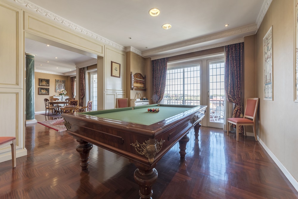 San Pietro Exclusive Panoramic Flat