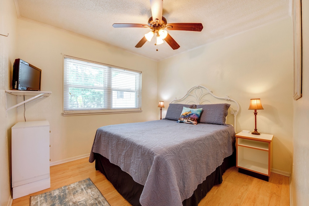 Fish, Relax & Repeat: Home w/ Yard in Eastpoint!