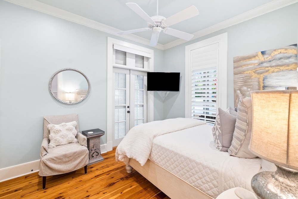 Golf Cart + Close To Beach Club In Watercolor! 5 Bedroom Home by RedAwning view 2