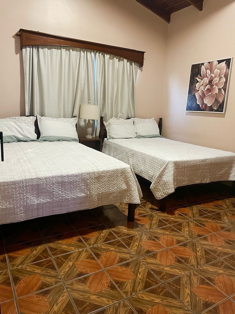 hostal marias