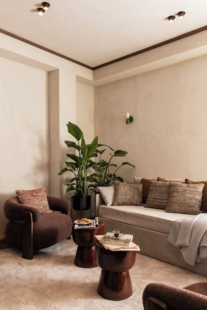 Naman Hotellerie - Roma