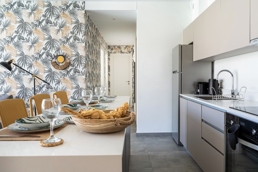 Blu Horizon - Stylish Living with Pool & Balconies in Protaras