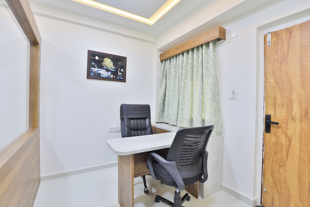 Hotel SR Radhey