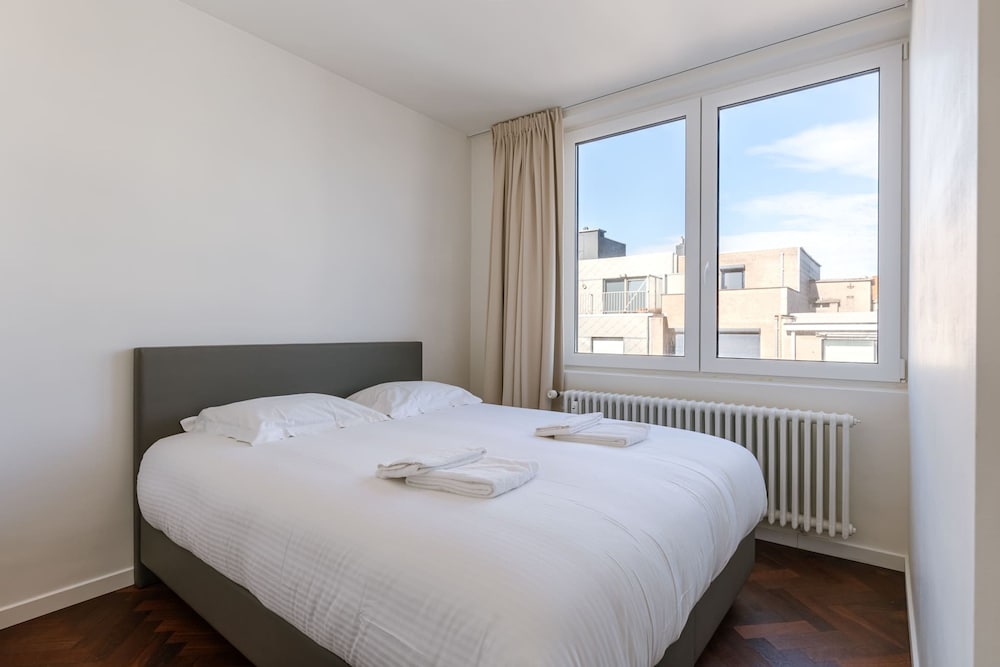 Huswell - New Penthouse With City Harbour Views