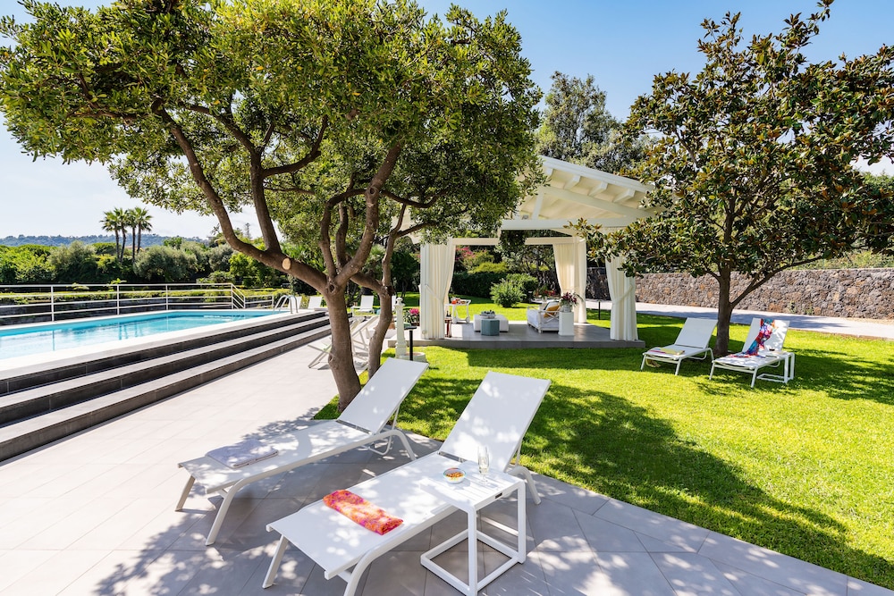 Villa Isabella view 2