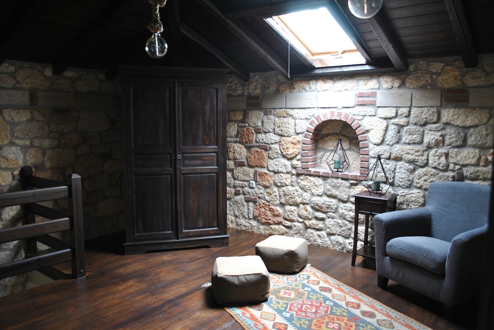 Halkidiki Luxurious Stonehouses