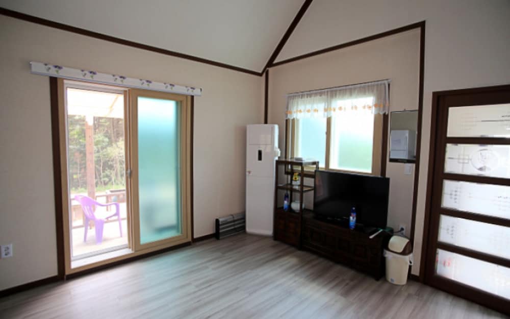 Anseong Supsok Village Pension view 4
