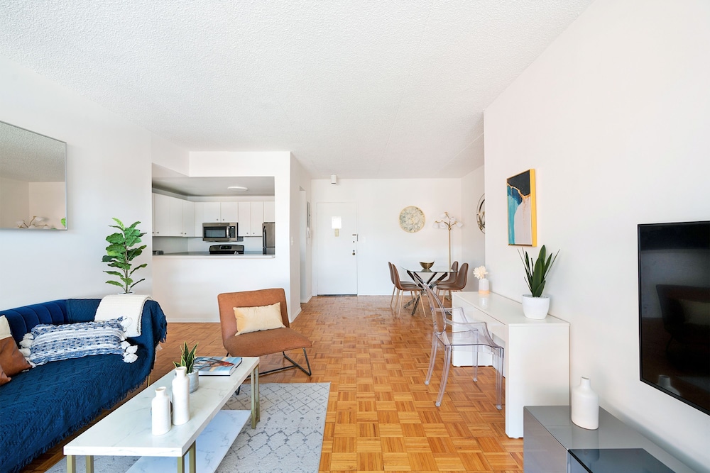 Sunny 3 BR 3 Bath Apt With Large Balcony