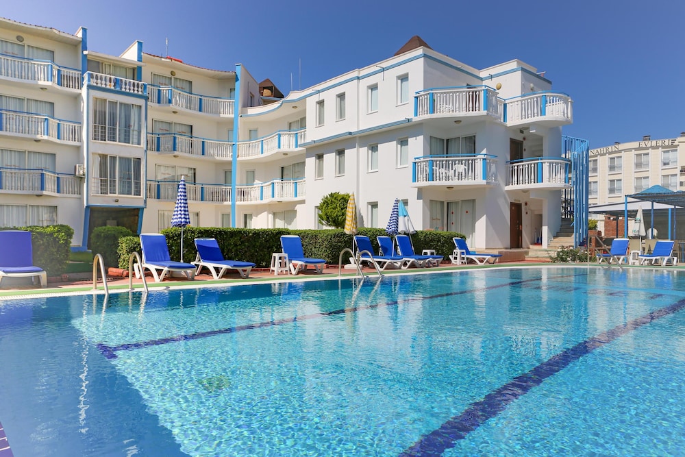 Sunset Village Apart Otel - Image 43